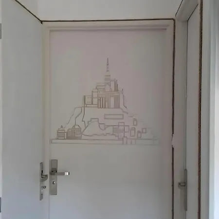 Comme A La Maison * Ducey-Les Cheris